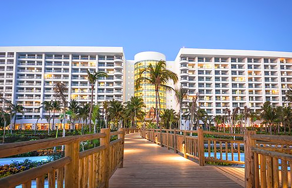 The Grand Mayan Acapulco by Grupo Vidanta