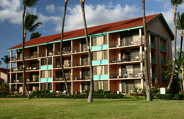 Maui Schooner Resort