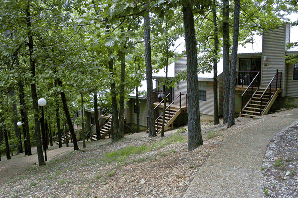 HICV Ozark Mountain Resort