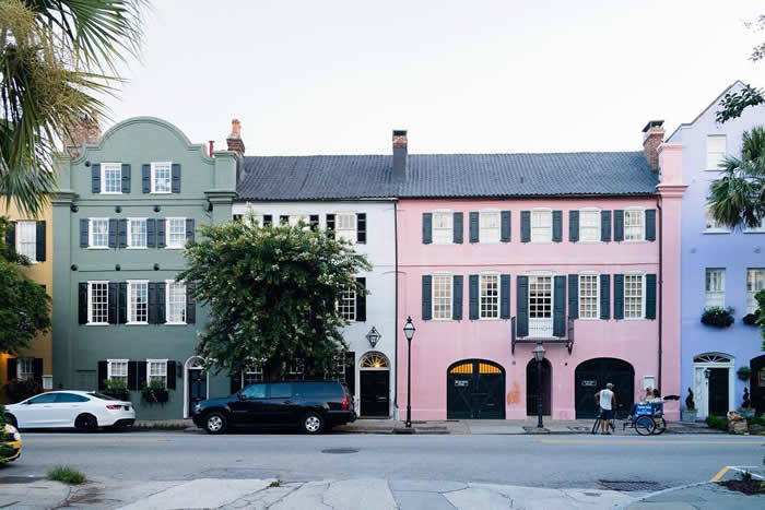 Charleston colorful buildings